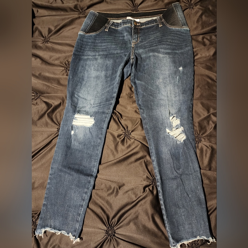 Size 14 Isabel maternity jeggings by Ingrid and Isabel